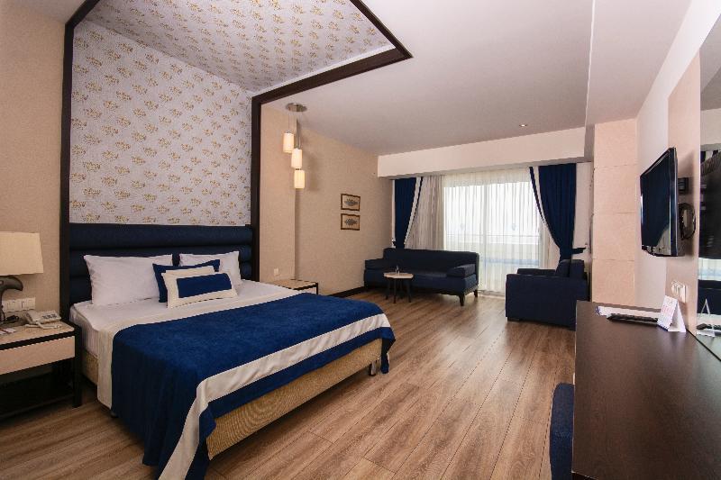 Orange County Resort 5*